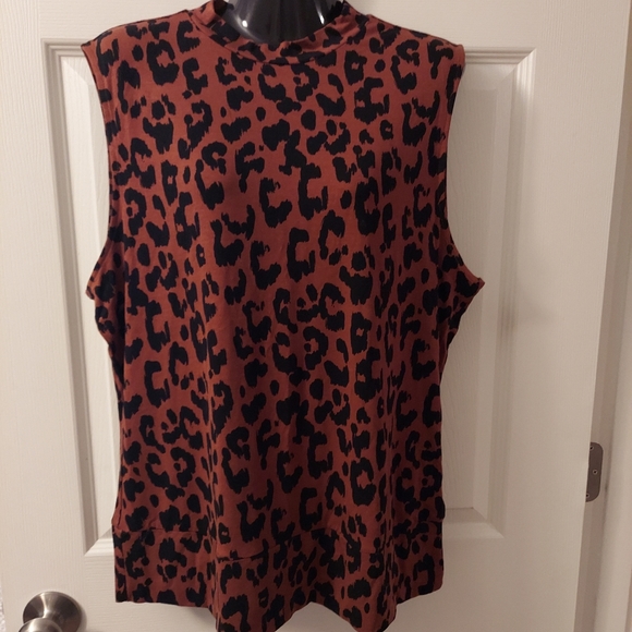 Leopard Print Top - Picture 3 of 3